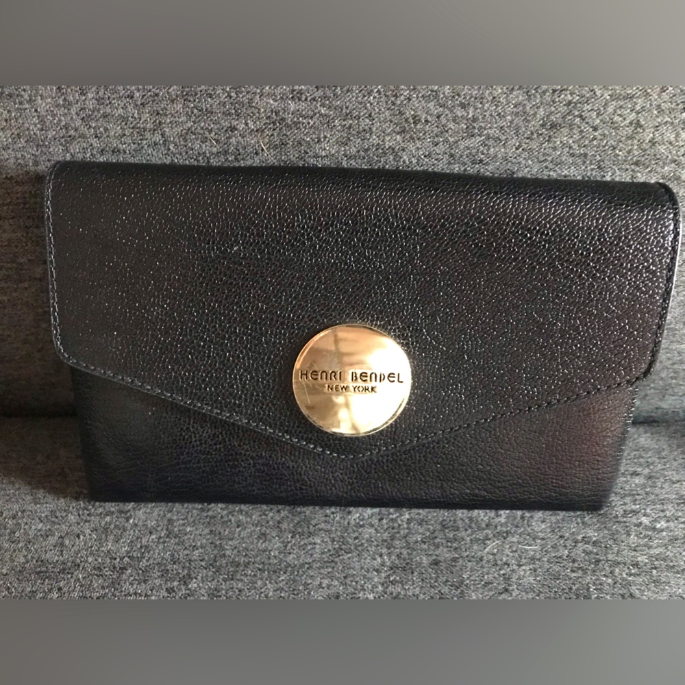 Henri Bendel wallet Purse